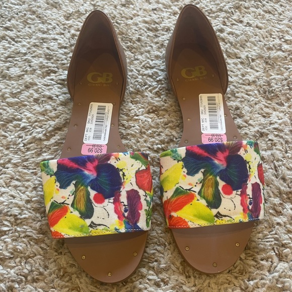 Gianni Bini floral sandal - Picture 2 of 3